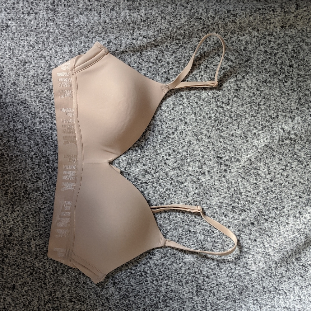 Nude PINK bra